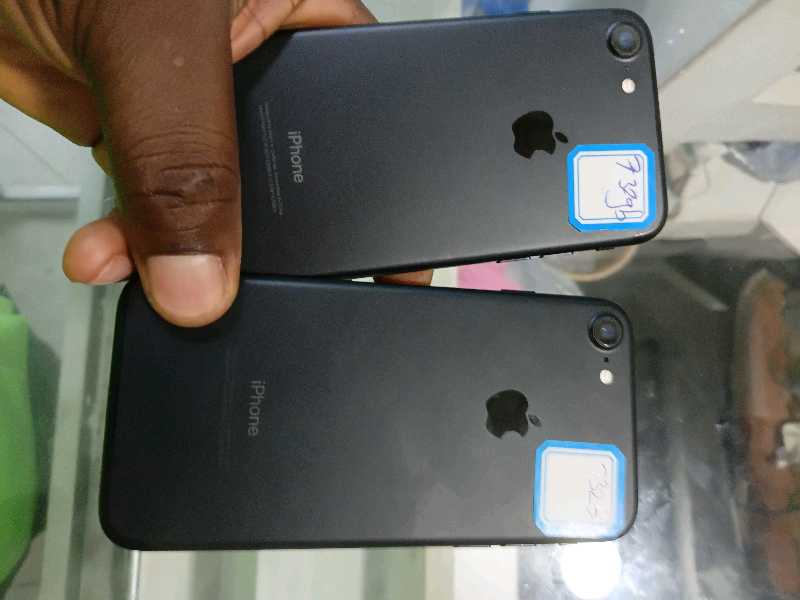 Used Apple iPhone 7 32 GB