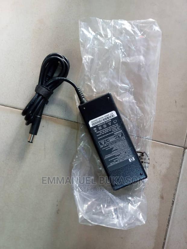Hp Bigpin Charger · Photo 3