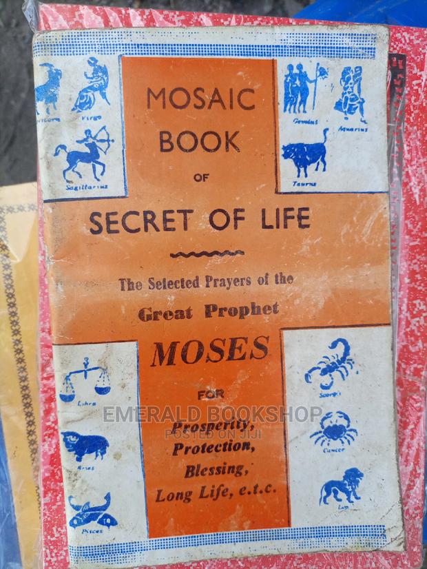 Powerful Books · Photo 4