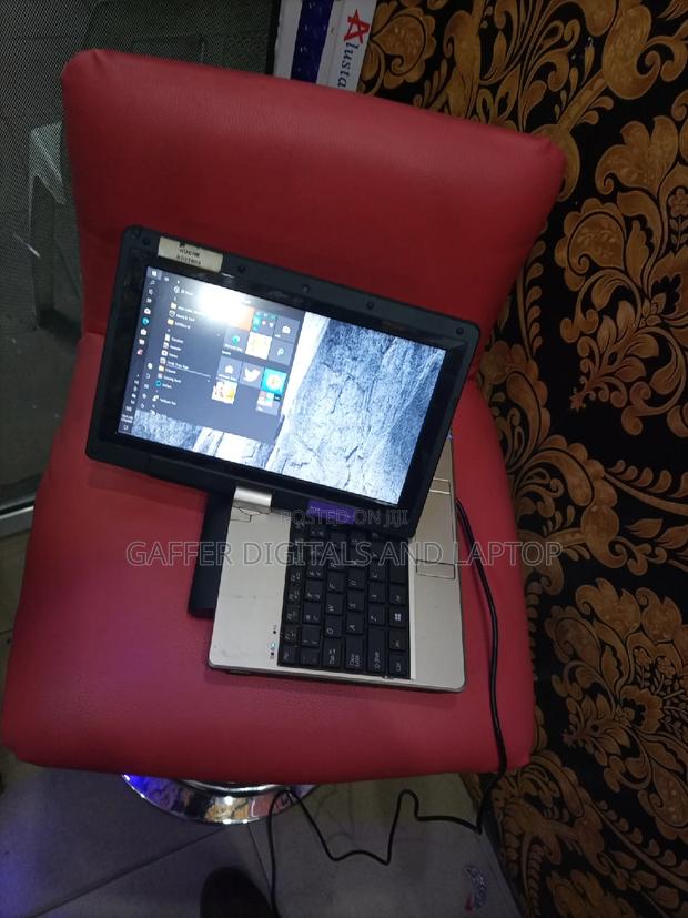 New Laptop Acer AS5755 2GB Intel Celeron HDD 250GB · Photo 1