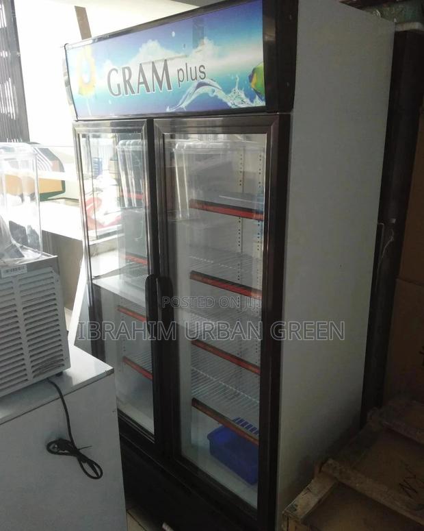 Double Fridge Display One · Photo 2