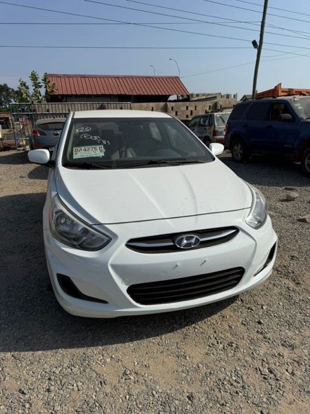 Hyundai Accent SE Sedan 2017 White