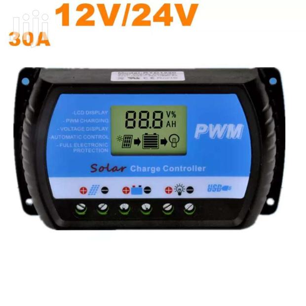 Solar Charge Controller · Photo 1