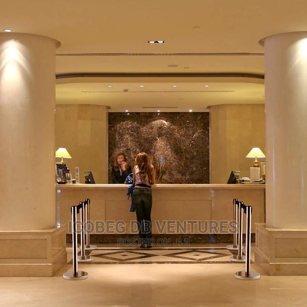 Stanchion Post/Crowd Control Barrier/Queue Pole 2 Pieces · Photo 4