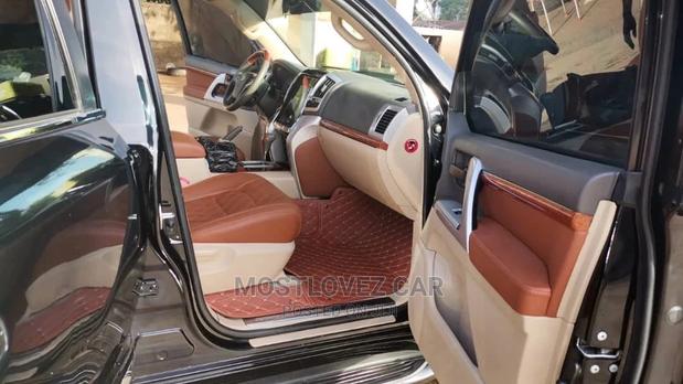 Car for Rent . Toyota Landcruisers for Rent in Ghana · Photo 4