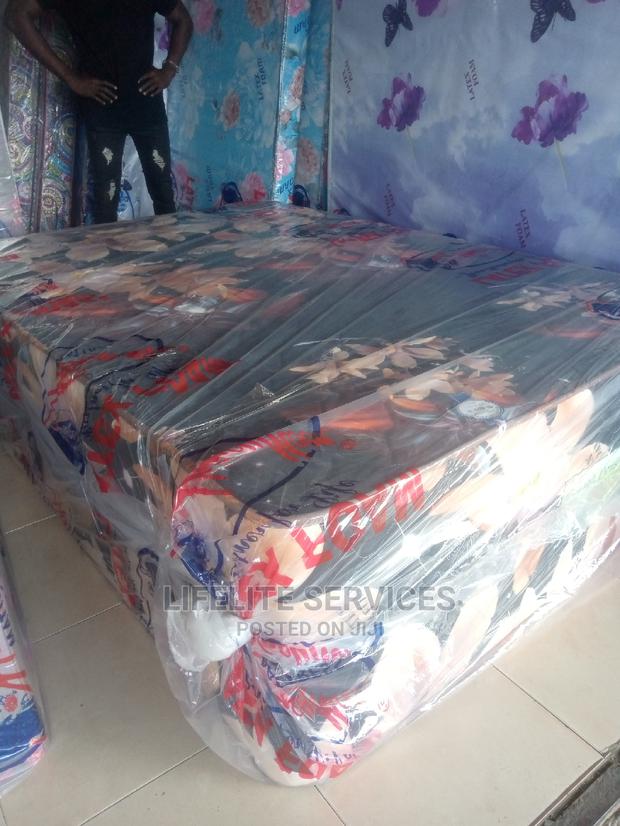 High Quality Mattress ~ 20inches Double