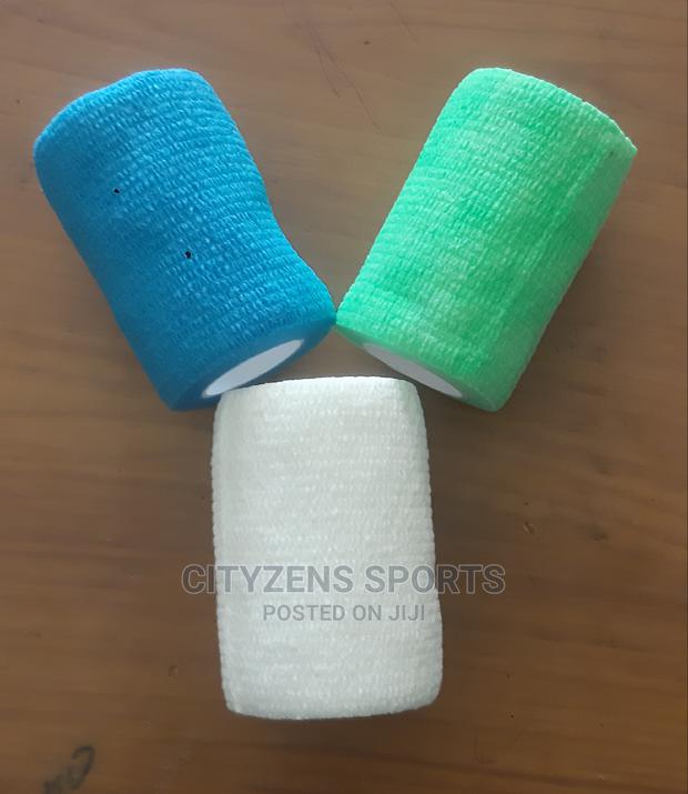 Plastic Bandages for Sportsmen · Photo 3