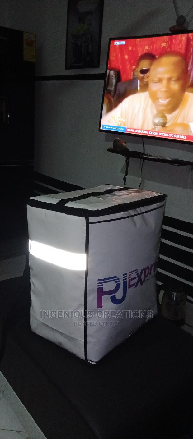 Quality Customised Waterproof Delivery /Courier/Dispatch Bag · Photo 4