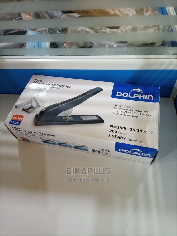 Heavy Duty Stapler · Photo 2