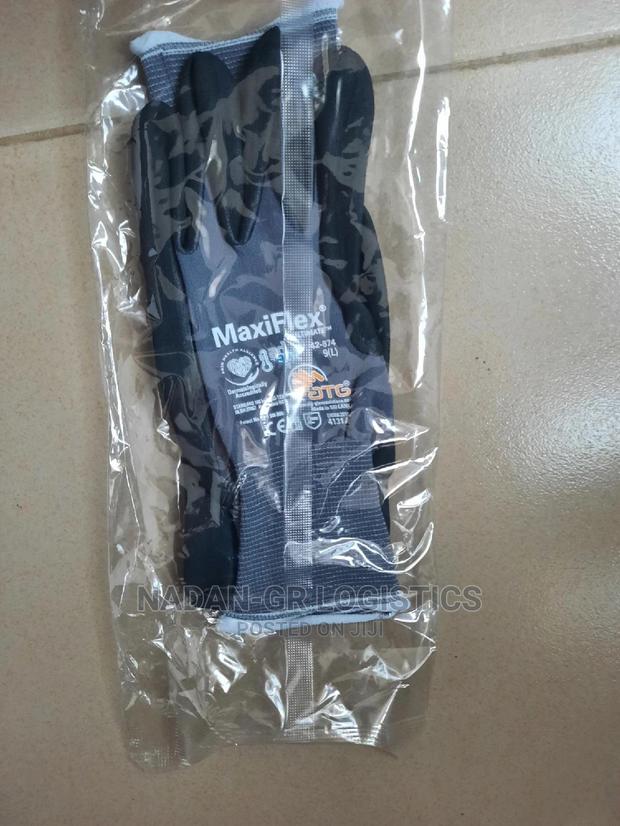 Maxiflex Hand Gloves · Photo 2