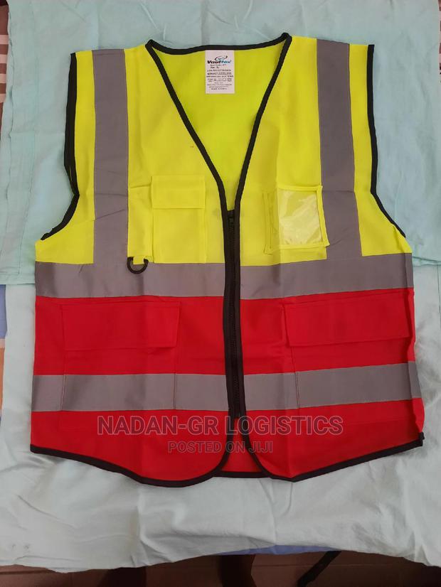 Hi-vis Vests · Photo 4