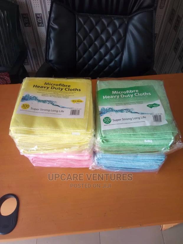 Microfiber Available · Photo 3