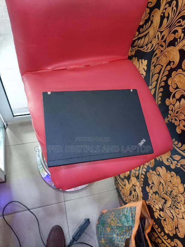 New Laptop Lenovo ThinkPad X201 4GB Intel Core I5 SSD 128GB · Photo 2