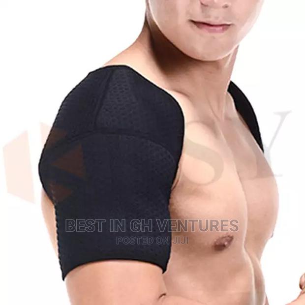 Quality Shoulder Support · Photo 3