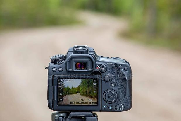 Plus Free 256 Sd Card Brand New Eos 4k Digital Camera · Photo 2