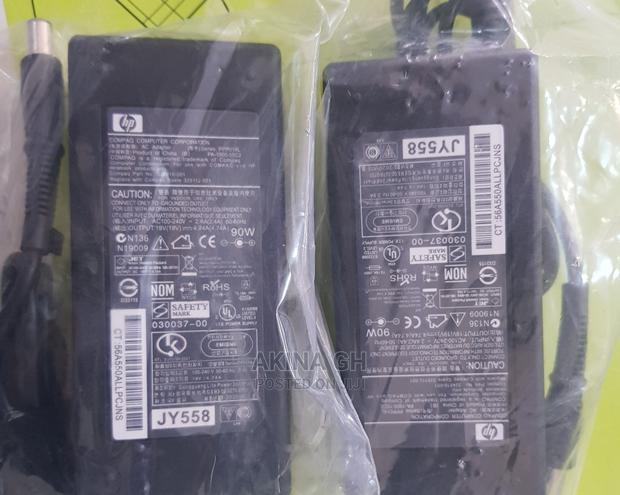 Hp Laptop Charger · Photo 3