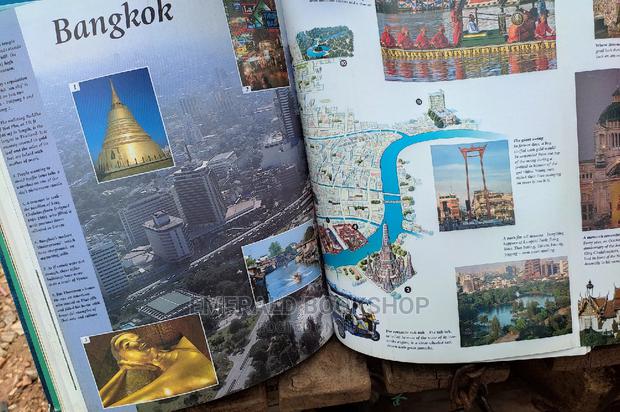 Used Books · Photo 3