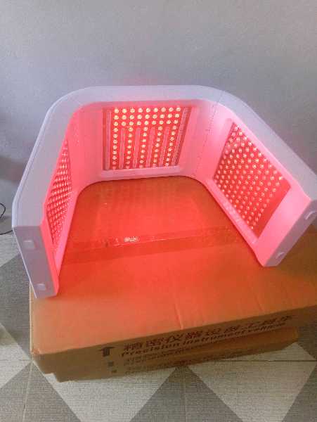 7 in-1 Led Face and Neck Mask