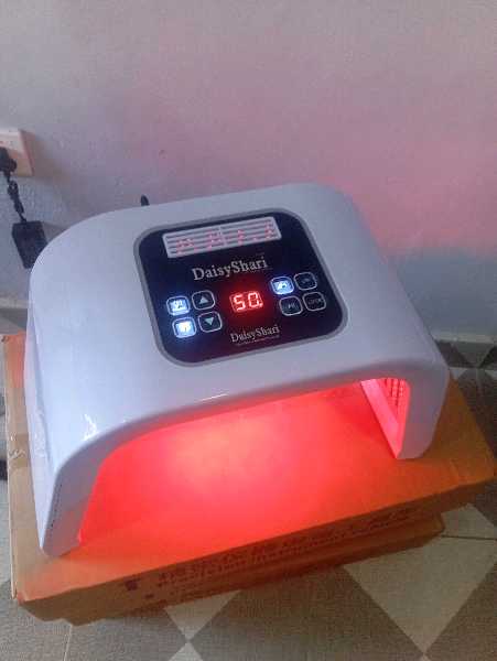 7 in-1 Led Face and Neck Mask