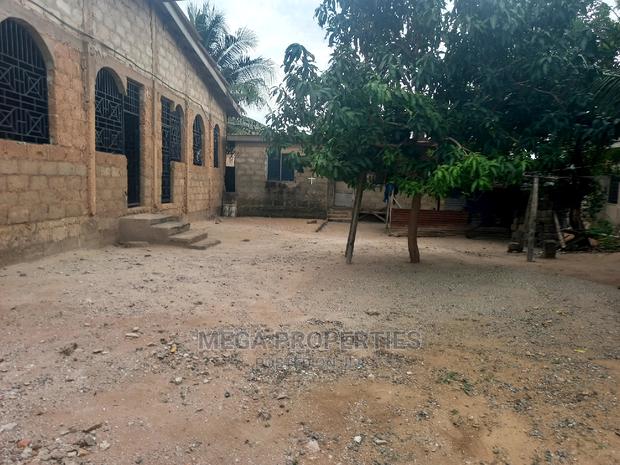 Church Building for Sale at Pokuase · Photo 4