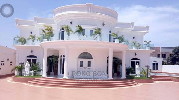 Furnished 5bdrm Mansion in Dr Roko, Airport Residential Area for Sale · Photo 1