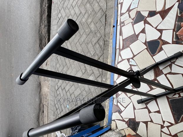 Keyboard Stand · Photo 4