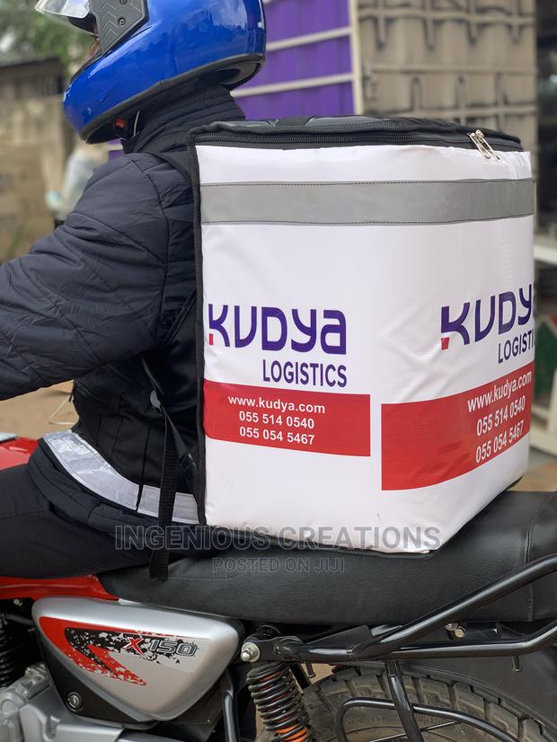 Customized Waterproof Delivery Bags · Photo 3