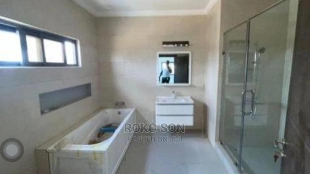 4bdrm Duplex in Dr Roko, East Legon for Sale · Photo 3