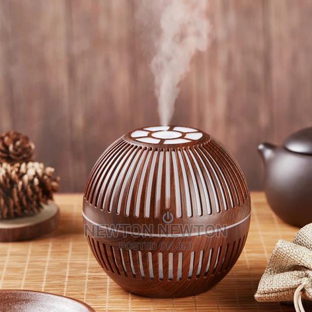130ml Diffuser With Light · Photo 2