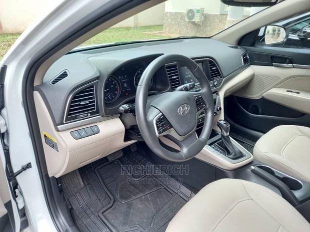 Hyundai Elantra Sports Limited Edition Available for Rent photo 6