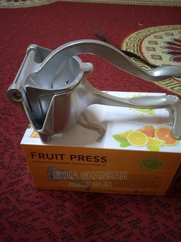 Manual Juice Extracter/Fruit Press · Photo 3