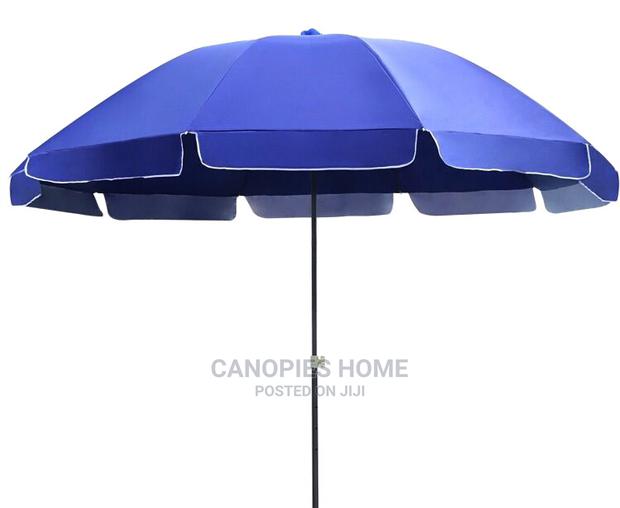 Vendor Umbrella · Photo 2