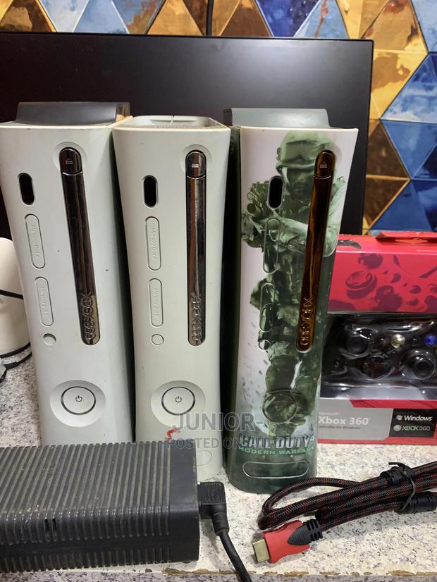 Xbox360 Loaded With Games · Photo 4