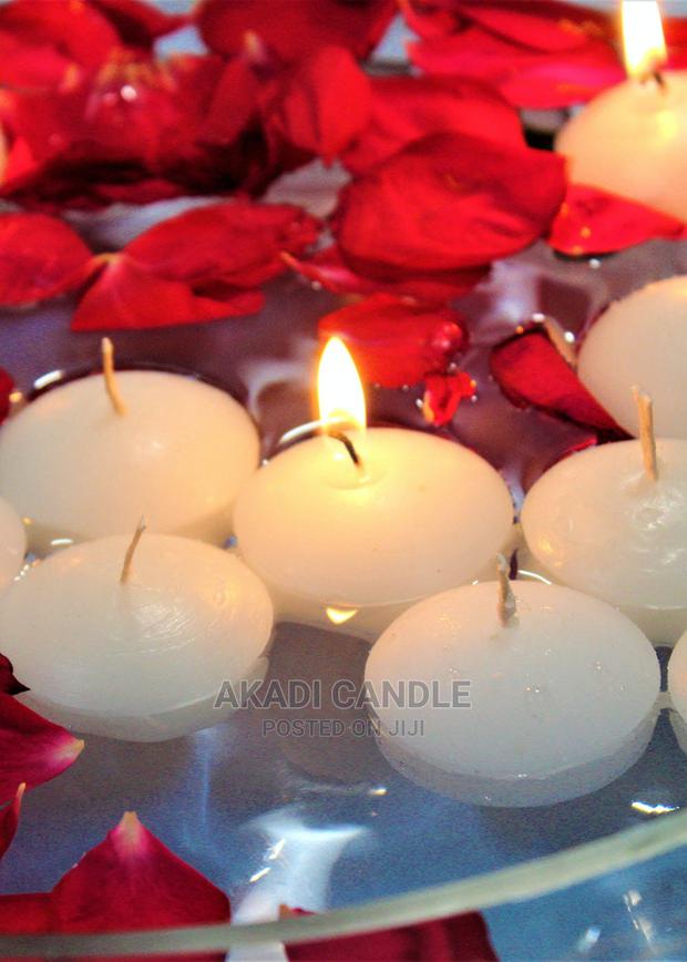 2 " Floating Candles · Photo 2