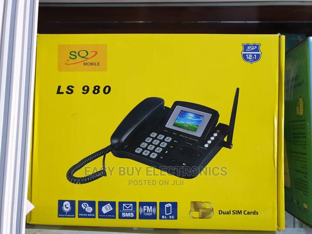 SQ 980 Dual Desk Phone · Photo 3