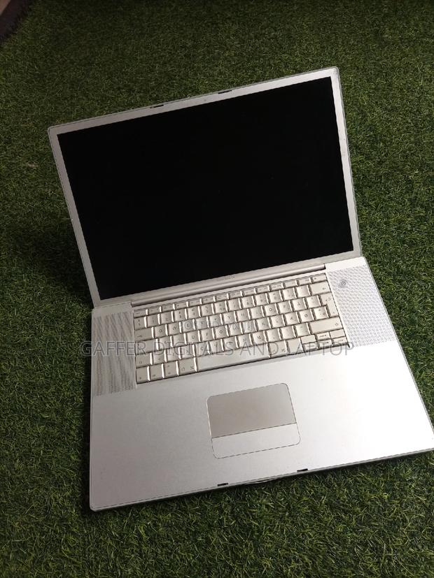 Laptop Apple MacBook 2009 2GB Intel Celeron HDD 72GB · Photo 2