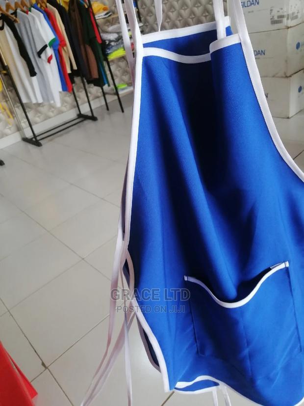 Multipurpose Aprons · Photo 3