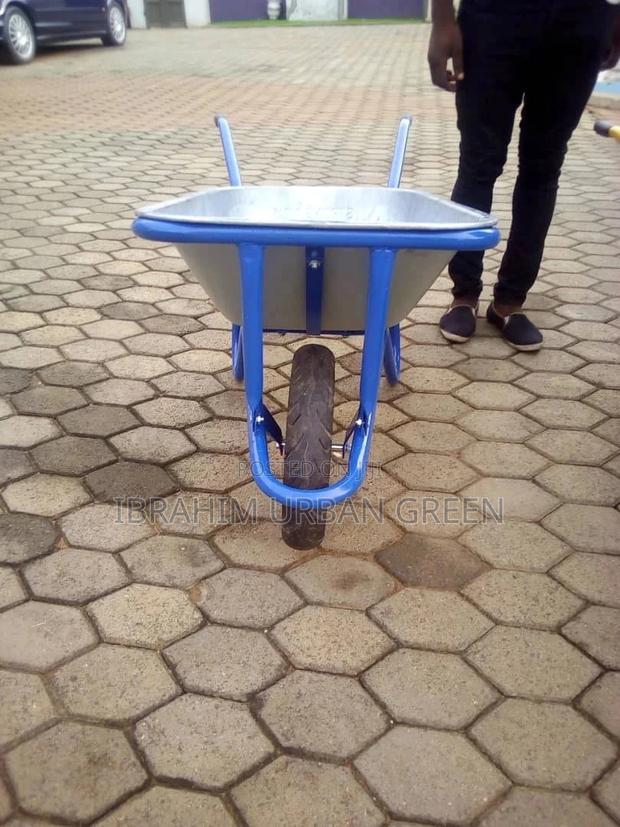 Wheelbarrow Silver-Blue Type · Photo 4