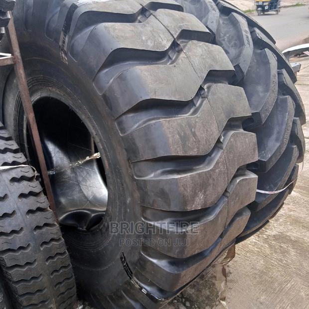 Machine Tires 23.5-25 photo 2