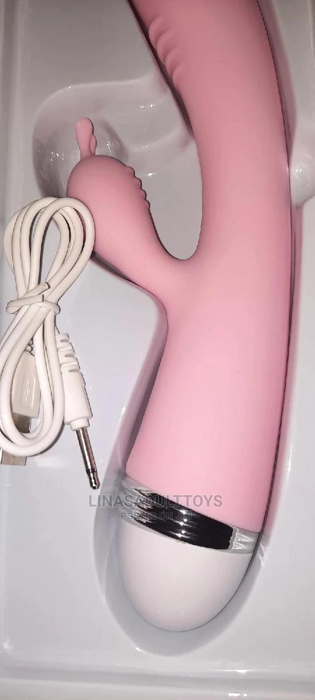 G-Spot Rabbit Rechargeable Vibator for Women · Photo 2