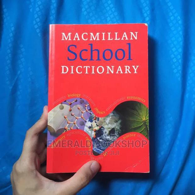 Macmillan School Dictionary · Photo 1