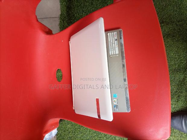 Laptop Packard Bell Dot S2 2GB Intel Atom HDD 128GB · Photo 2