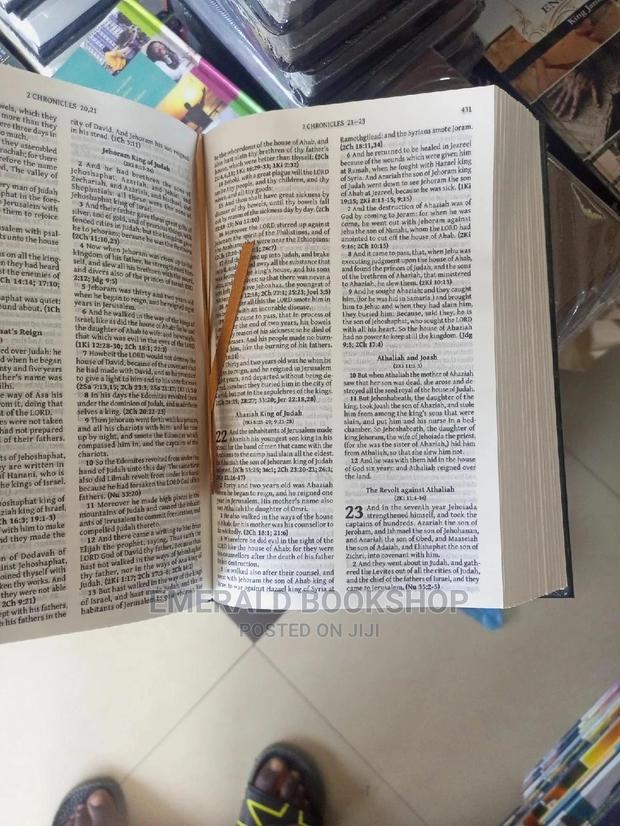 Holy Bible With Encyclopedia · Photo 3