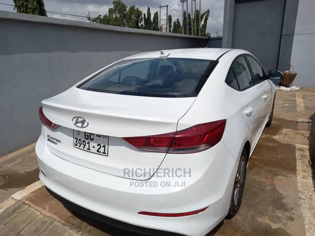 White Elantra for Rent photo 5