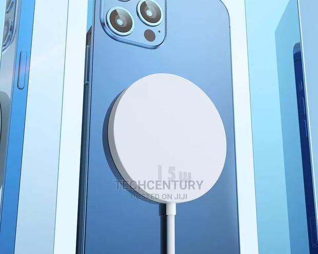 KUULAA 15W Magnetic Wireless Charger photo 2
