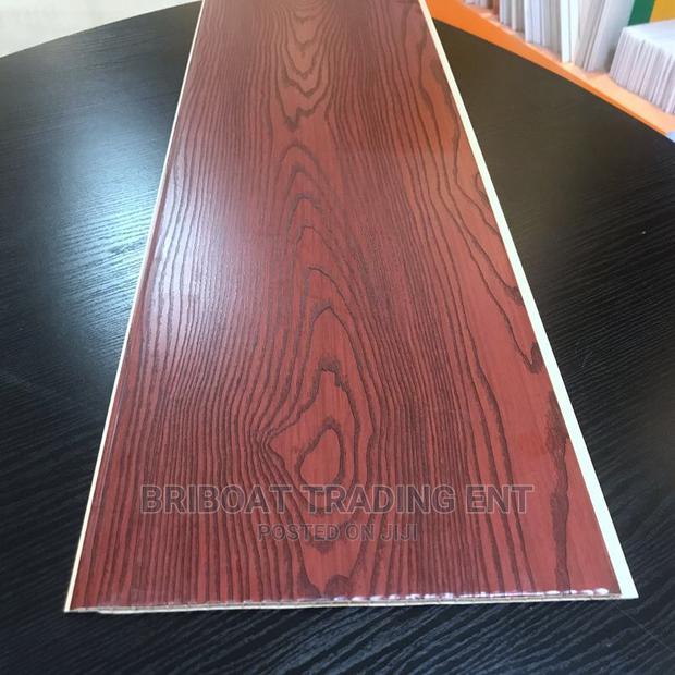 Fibre T G Brown · Photo 2