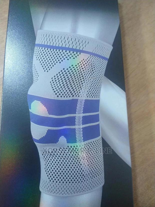Knee Support · Photo 4
