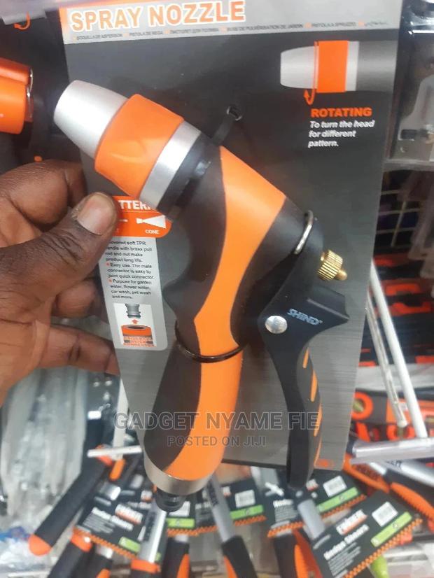 Spray Nozzles · Photo 4