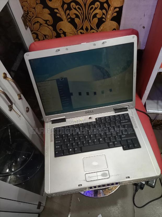 Laptop Dell Latitude 14 3490 2GB Intel Celeron HDD 128GB · Photo 3