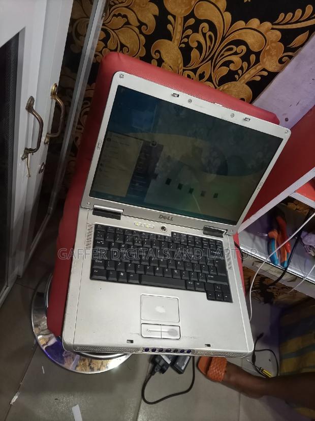 Laptop Dell Latitude 14 3490 2GB Intel Celeron HDD 128GB · Photo 1